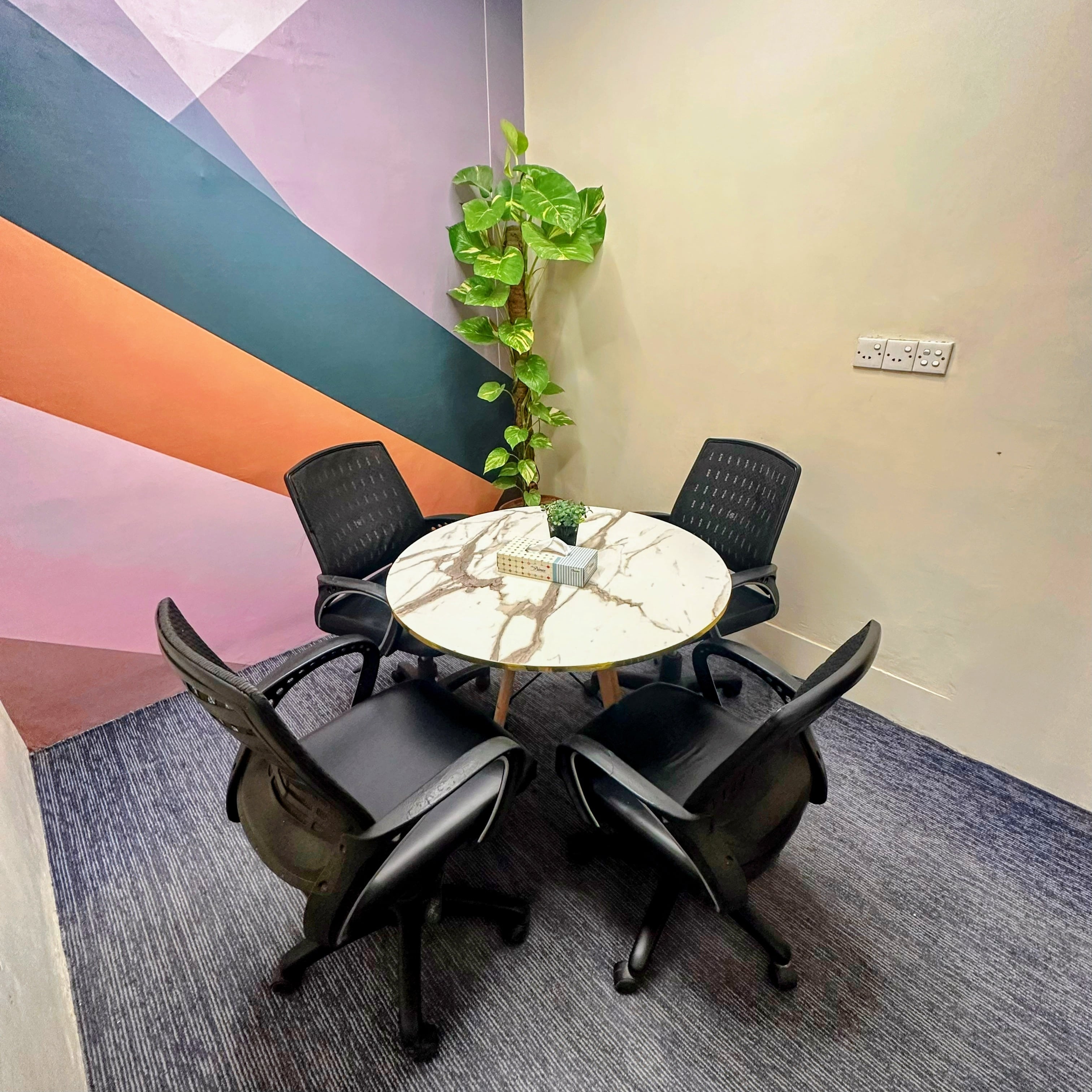 Meeting room for rent in Karachi — SandBox
