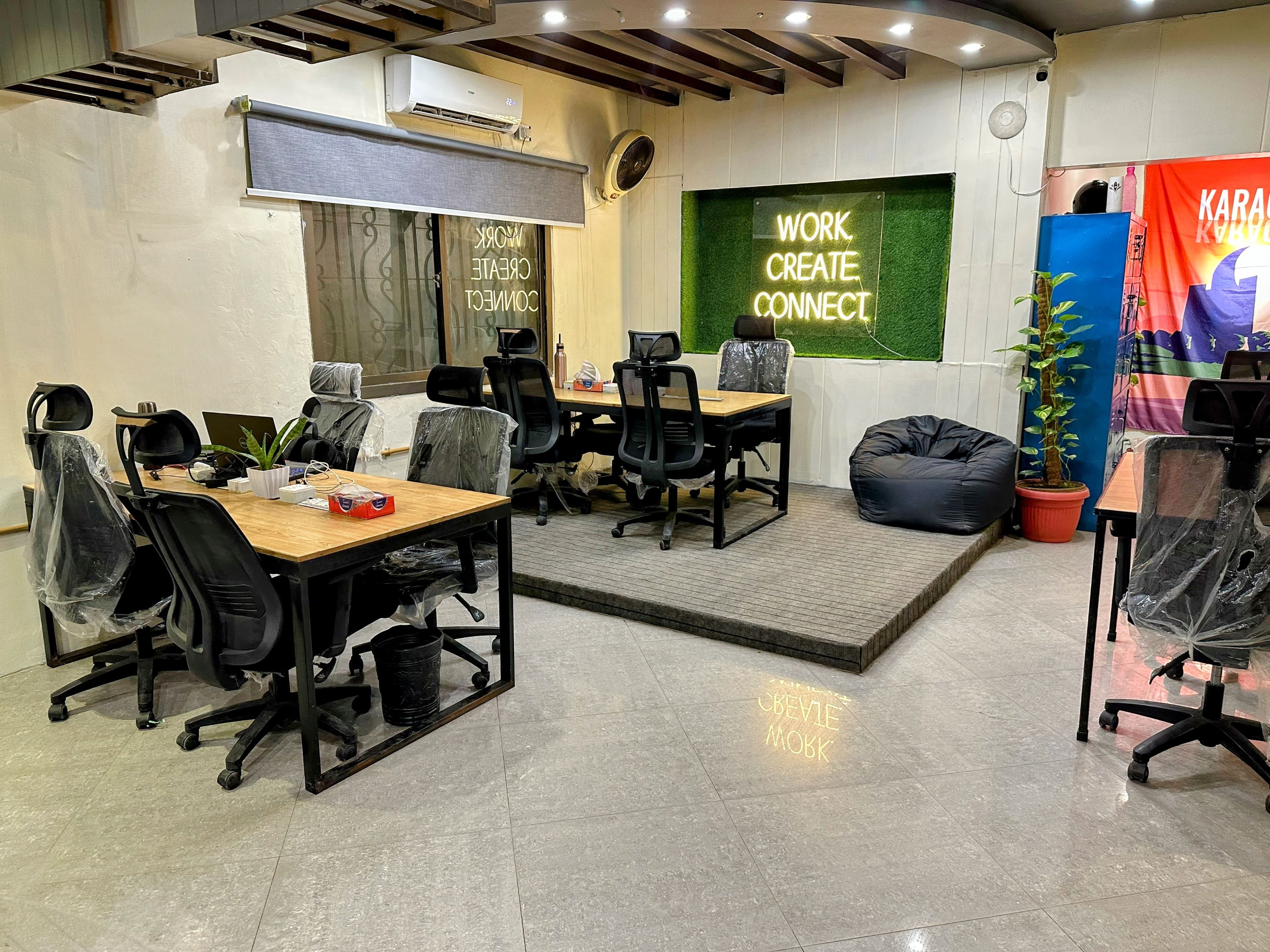 Coworking Space, Flex Desks & dedicated Desks in Karachi